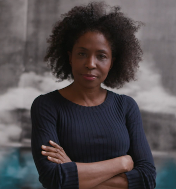 <div style=<ul><li><strong>COLLABORATION </strong></li><li>JANECARR X LORNA SIMPSON</li></div></ul>