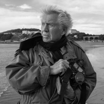 <div style=<ul><li><strong>GUEST EDITOR </strong></li><li>SIR DON MCCULLIN</li></div></ul>