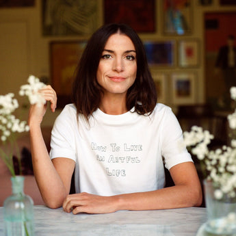 <div style=<ul><li><strong>GUEST EDITOR </strong></li><li>KATY HESSEL</li></div></ul>