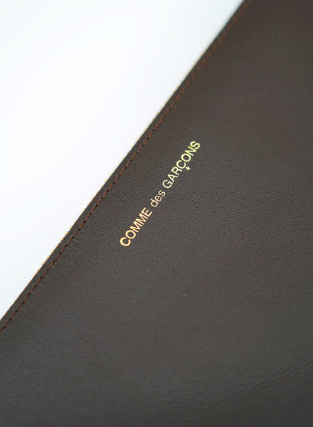 COMME DES GARÇONS - Classic Leather Zip Pouch, Brown - Detail