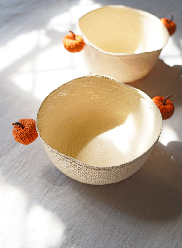 CORO CORA - Toquilla Bowl with Pumpkins - Lifestyle 