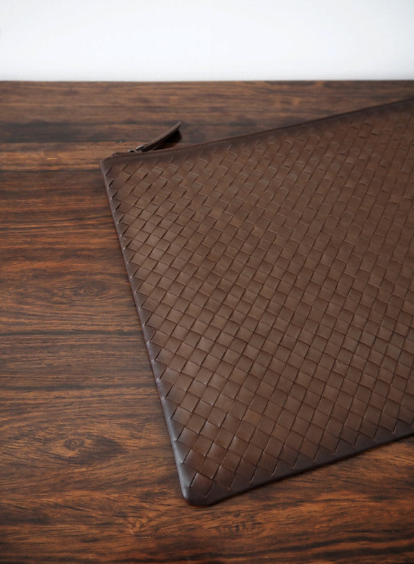 DRAGON DIFFUSION - A4 Woven Pochette - Dark Brown - Lifestyle