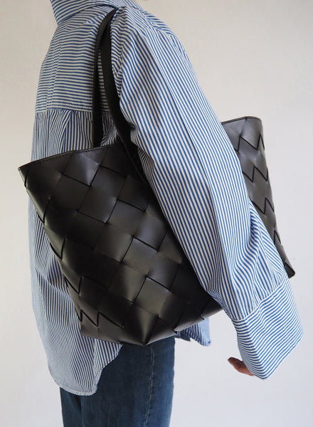 DRAGON DIFFUSION - Black Leather Crossover Tote - Model 2