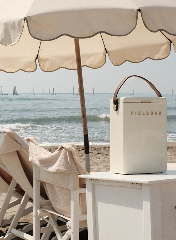 FIELDBAR - Drinks Box - Safari White - Lifestyle