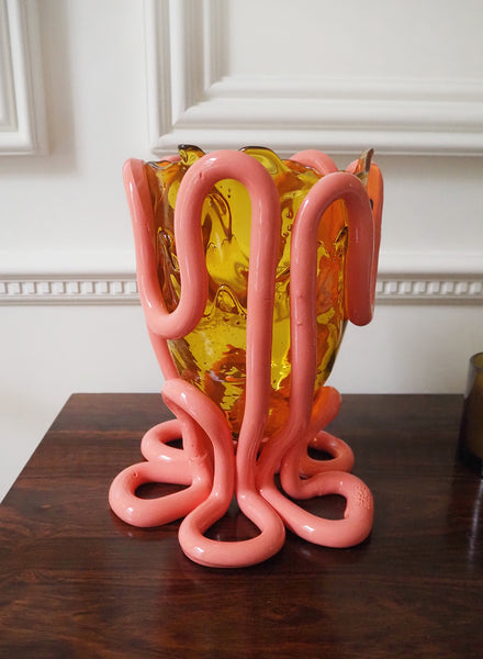 GAETANO PESCE - Indian Summer Vase, Amber and Dark Salmon - Lifestyle