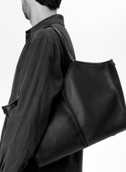 HEREU - Calella Squared Leather Tote, Tan - Model