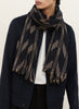 THE ZIG ZAG SCARF - Navy two tone pure cashmere woven scarf - model 1