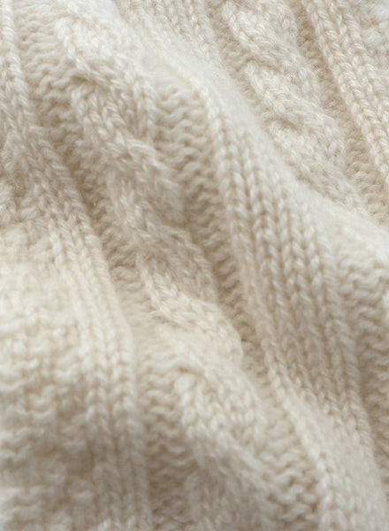 JANECARR - Set Of Two Women’s Cable  Cashmere Socks, Wood And White - White Detail