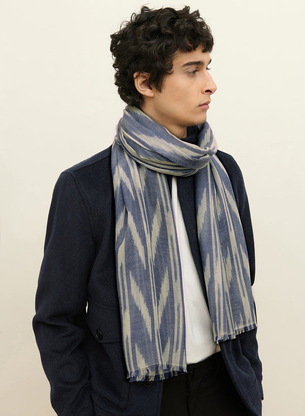JANECARR - The Zig Zag Scarf in Cashmere, Sky - Model