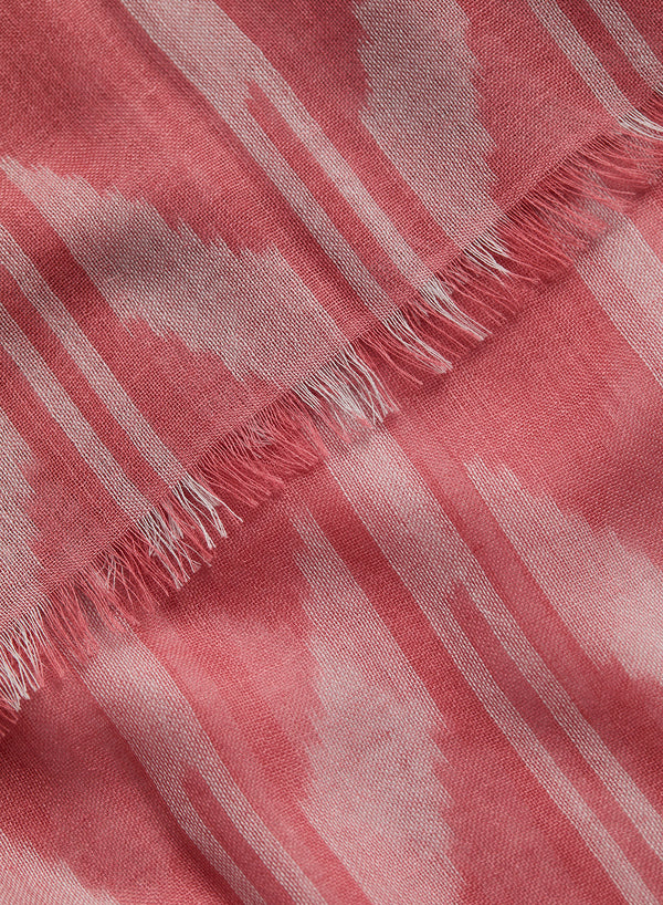 JANECARR - The Zig Zag Scarf in Cashmere, Coral - Detail