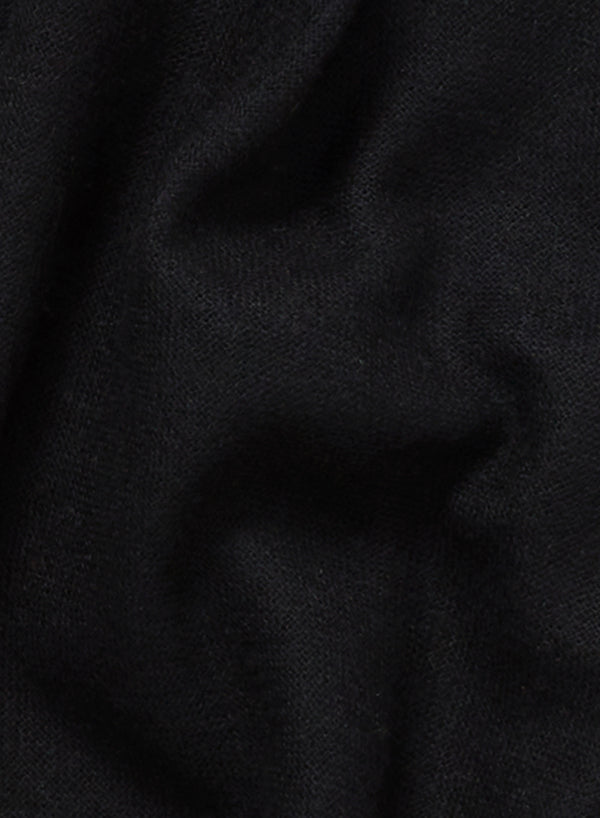 JANE CARR 210361-0802 The Fray Wrap - pure cashmere - Col. Black detail 