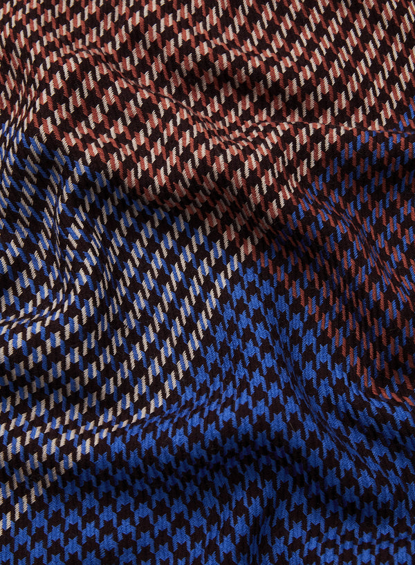 JANE CARR 220319C-0933 The Jenga Square - Lambswool - col. Rust - Detail