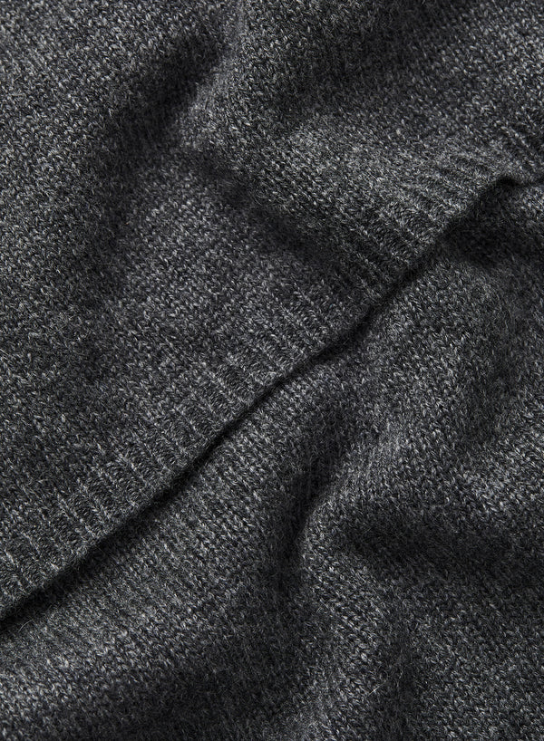 JANE CARR 220374-0816 The Chelsea Scarf - Cashmere - col. Granite - Detail