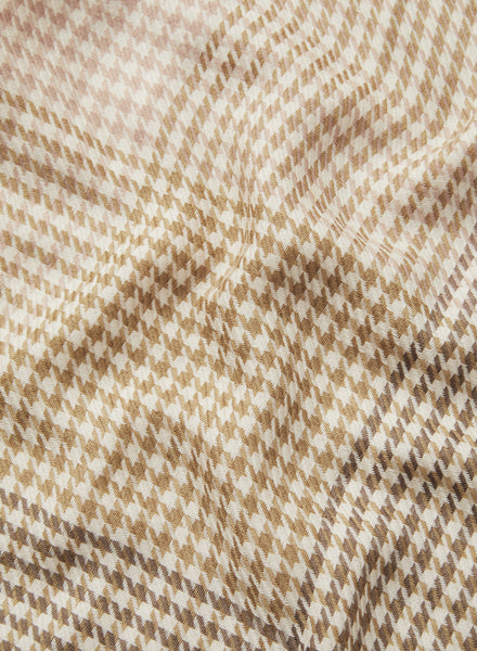 JANE CARR 220375-0906 The Jenga Scarf - Lambswool - col. Blush - Detail