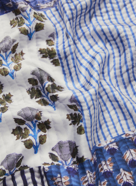 JANE CARR 230146C-0201 The Block Print Neckerchief - Silk Twill - col. Aegean - Detail
