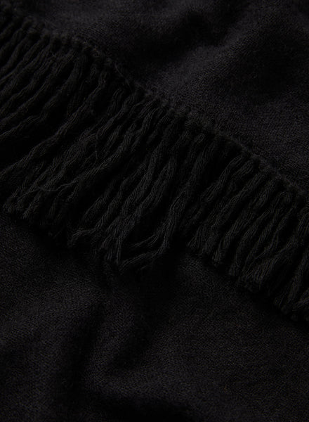 JANE CARR, THE CHALET SQUARE - Black fringed pure cashmere scarf - detail