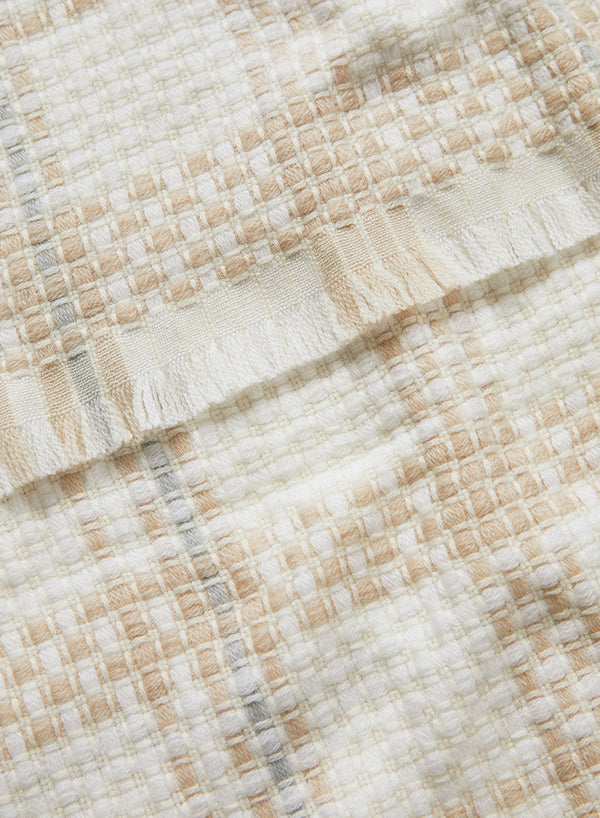JANE CARR, THE PLAID SCARF - Natural checked wool and cashmere scarf - detail
