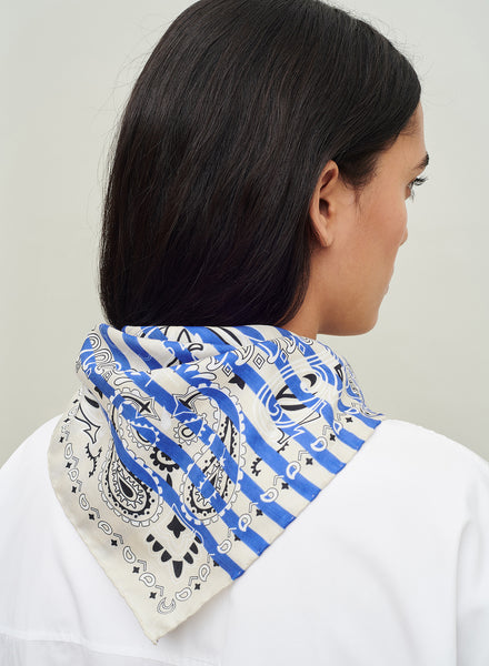 THE BRETON NECKERCHIEF - Blue and stone printed cotton and silk scarf - model 1