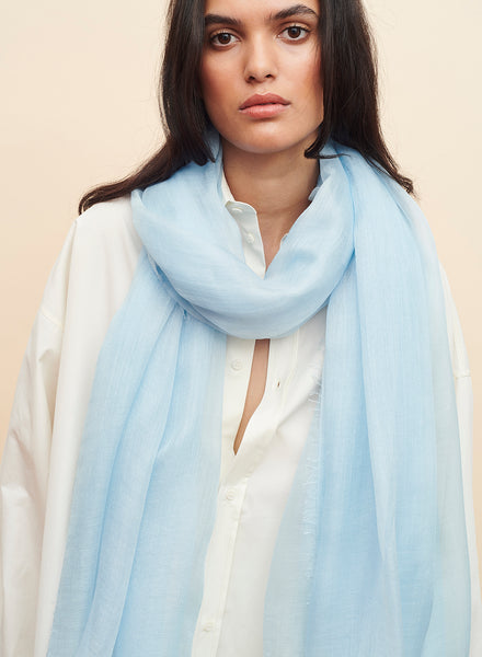 THE CLOUD - Pale blue sheer modal and cashmere-blend wrap - model