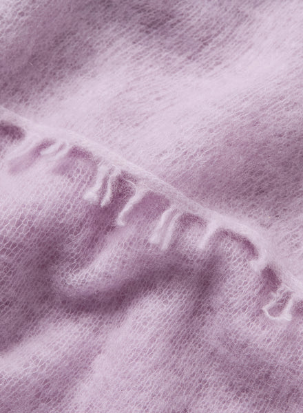 THE LUXE - Lilac oversized cashmere knit wrap - Detail