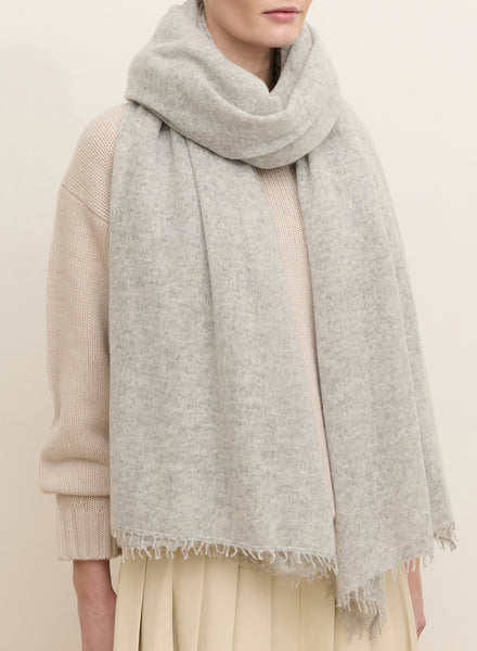 JANE CARR The Luxe in Mist, pale grey oversized cashmere knit wrap – model