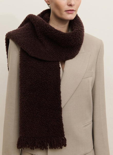 THE TEDDY - Burgundy textured wool cashmere scarf - Model