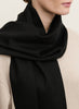 THE ARNO SCARF - Black pure cashmere fringed scarf - Model 2