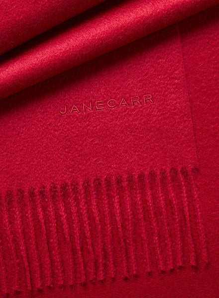 JANECARR 240393-0852 – The Arno Scarf – Cashmere – Col. Carmine Red - detail 