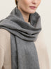 THE ARNO SCARF - Smoke grey pure cashmere fringed scarf - Model 2