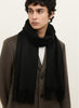 THE PALIO SCARF - Black large cashmere fringed scarf - male model 1