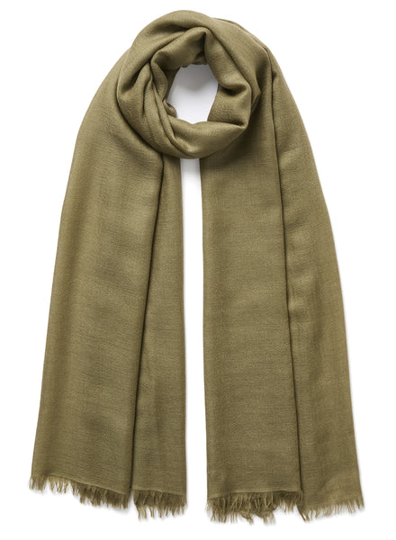 JANECARR 250186-0816 – The Légère Scarf – Cashmere – Col. Khaki - tied