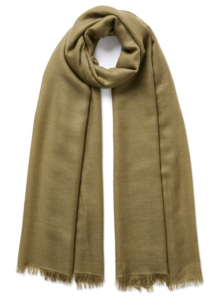 THE LÉGÈRE - Khaki green fine pure cashmere scarf - tied