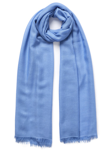 JANECARR 250186-0831 – The Légère Scarf – Cashmere – Col. Sky Blue - tied