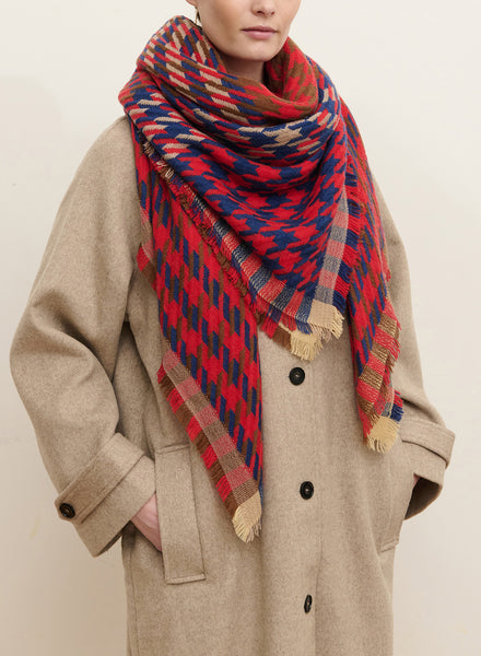 JANECARR - THE HOUNDSTOOTH SQUARE IN CHECKED CASHMERE AND WOOL - POMPIER - MODEL