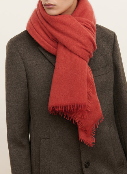 JANECARR - THE LUXE CASHMERE KNIT WRAP - MALE MODEL