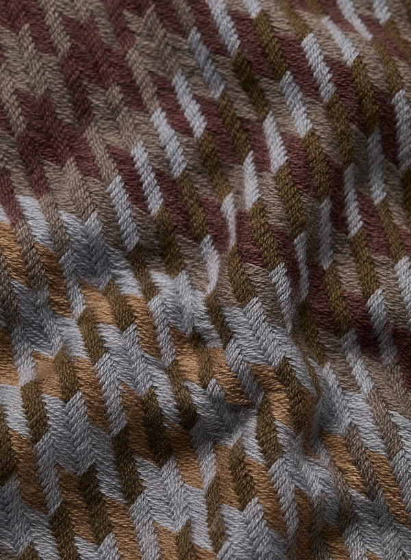 JANECARR 260319-6124 – The Houndstooth Square – Wool – Cashmere – Col. Mole - Detail