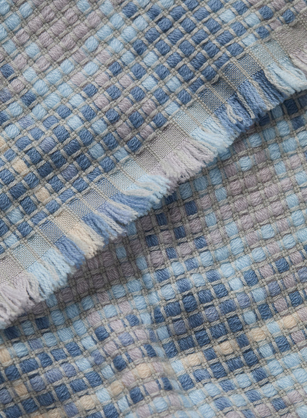 JANECARR 260373-6131 – The Plaid Scarf – Wool – Cashmere – Col. Porcelain - Detail
