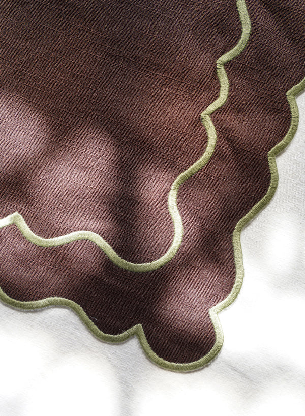MARIAIDA - Set of Four Ondulado Brown Linen Placemats - Lifestyle