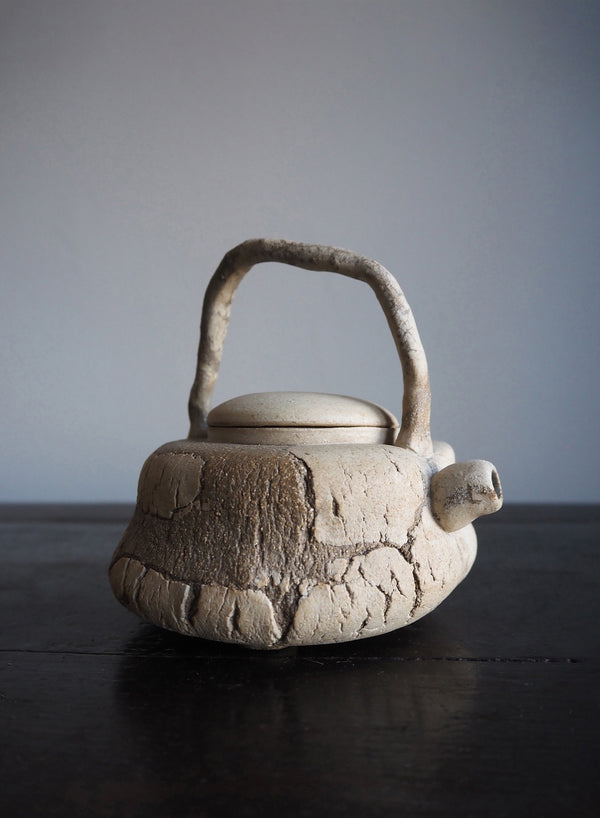MINIATURE ORNAMENTAL CRACKED EARTH TEAPOT - Lead Image