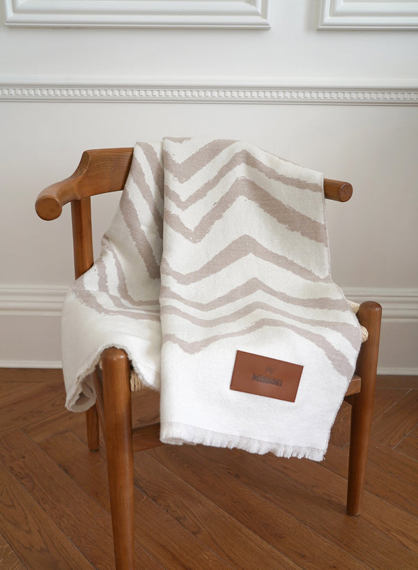 MISSONI - Graffiti Throw - Lifestyle 