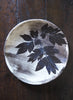 SASKIA SPENDER Medium Black and White Round Leaf Plate - 1