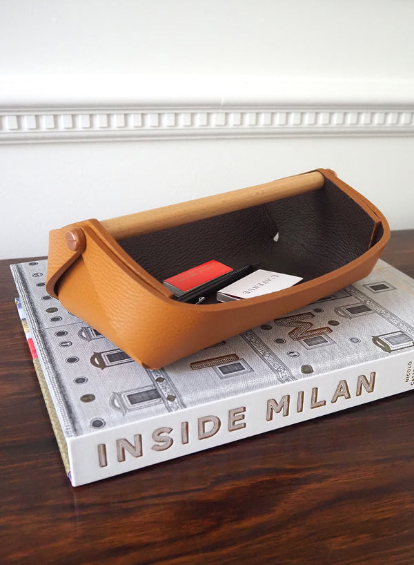 OSCAR MASCHERA - Gino Small Leather Desk Tidy - Elm / Dark Brown - Lifestyle