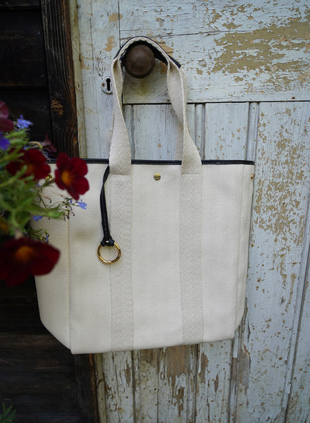 RUE DE VERNEUIL - The Traversée Natural High Cotton Tote - Lifestyle