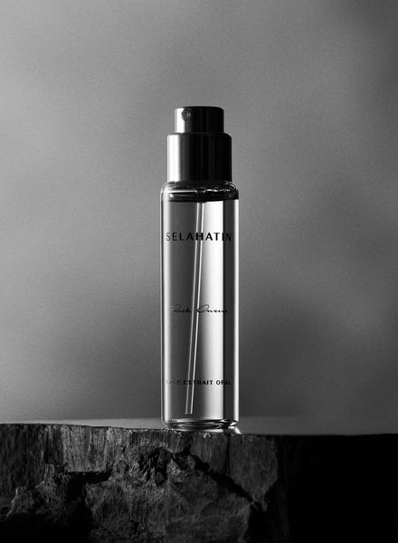 RICK OWENS X SELAHATIN - Rick Owens Eau d'Extrait - Atmosphere 1