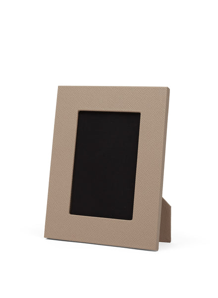 SMYTHSON - Small Panama Leather Photo Frame - Sandstone - Angle