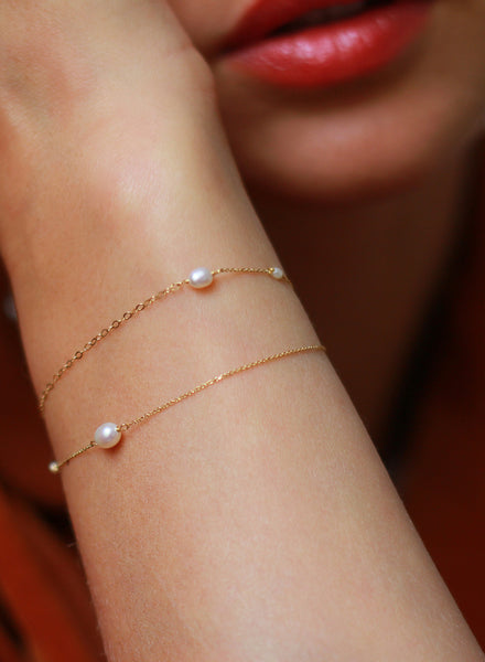 SWEET PEA - Snow Drop Pearl Bracelet - Model-1
Lifestyle