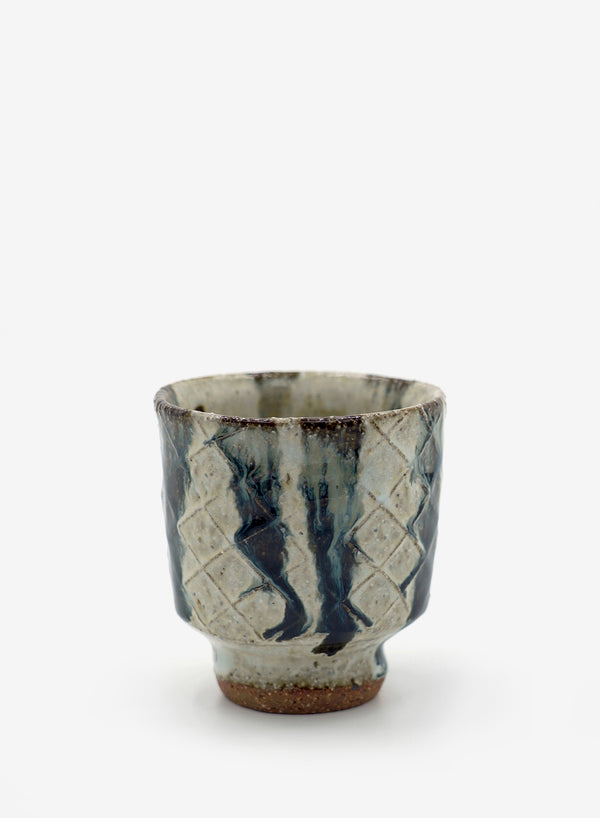 TROY TOWN - Tea Cup (Yunomi) with Nuka Glaze - Lead Image
