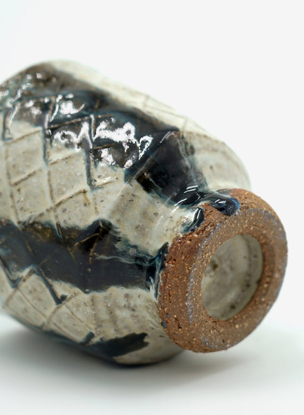 TROY TOWN - Tea Cup (Yunomi) with Nuka Glaze - Detail 1