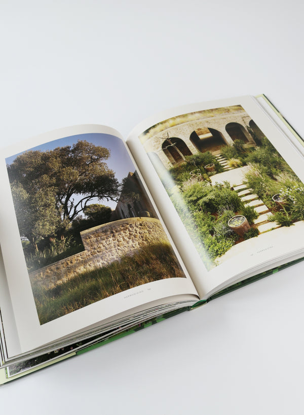 The Thoughtful Gardener - Hardback book - Jacqui Small - 1