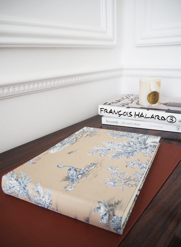 BESPOKE TOILE DE JOUY COTTON PHOTO ALBUM - Pastorale Beige - 1